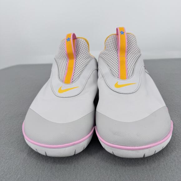Athletic_Shoes